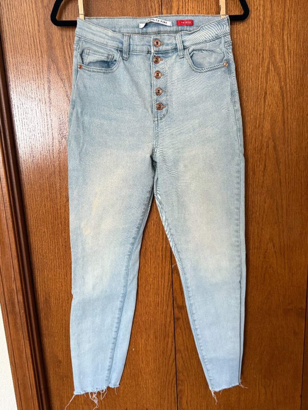 Celebrity Pink The Spice Jeans 9/29 Light Wash High Rise Skinny Raw Hem